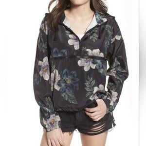 Thread & supply floral womens pullover Small lighweight travel casual grunge